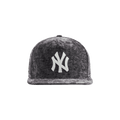 Kith & New Era For The New York Yankees Chenille 9Fifty A-Frame Snapback 'Fuel'